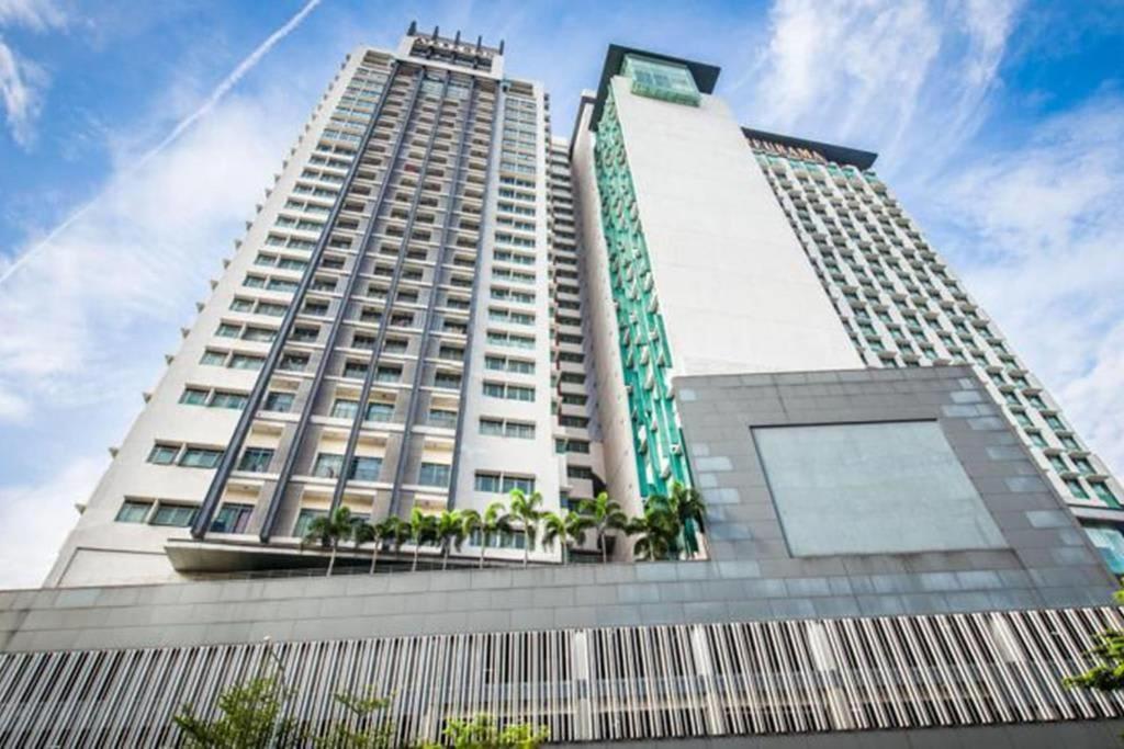 Cozy Free Parking Near Lalaport Klcc * Kuala Lumpur